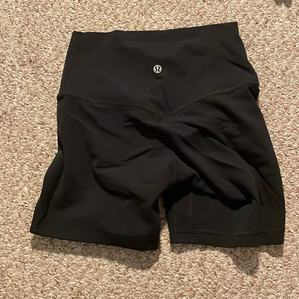 Lululemon spandex shorts
